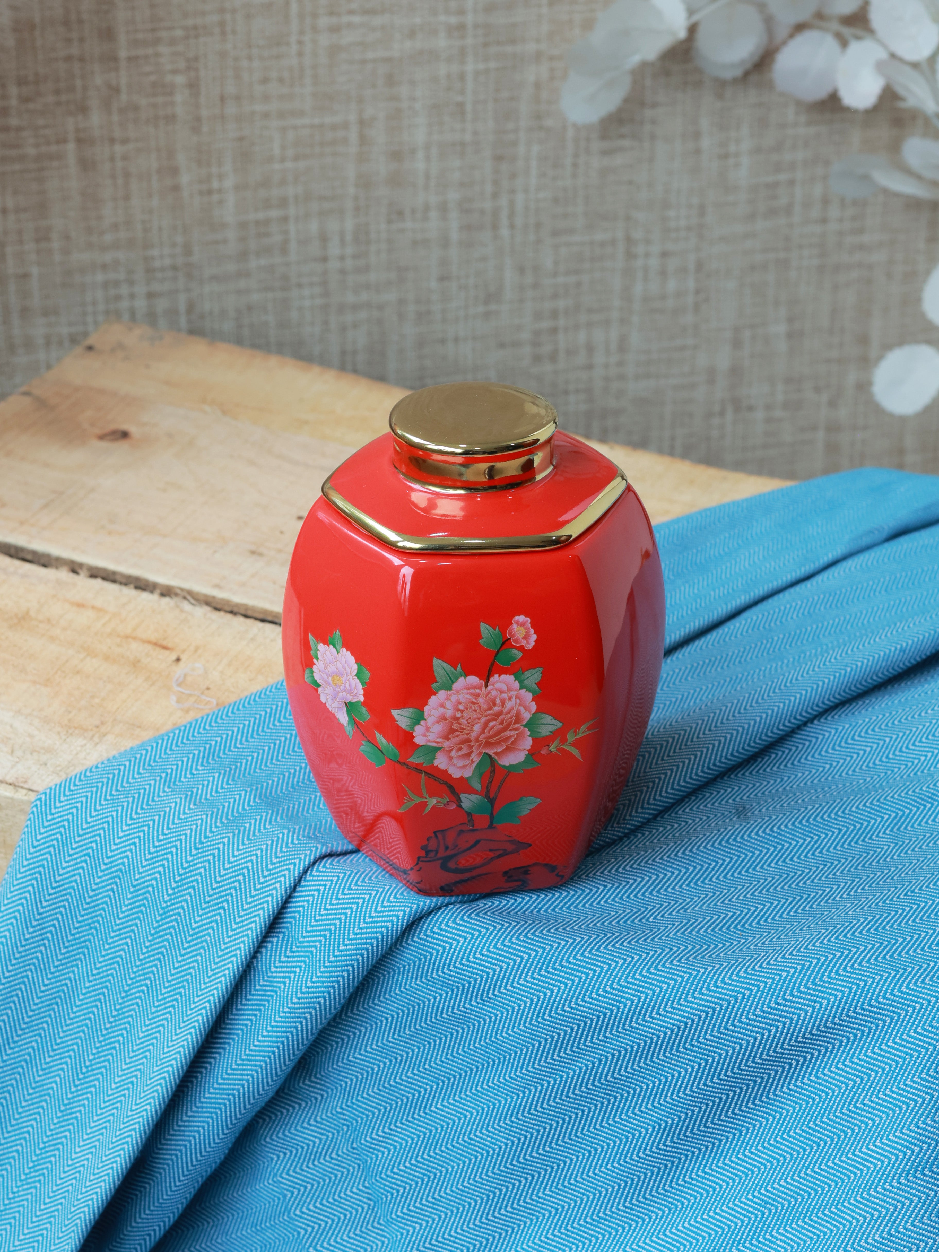 Piharwa Cherry Red Bloom Jar