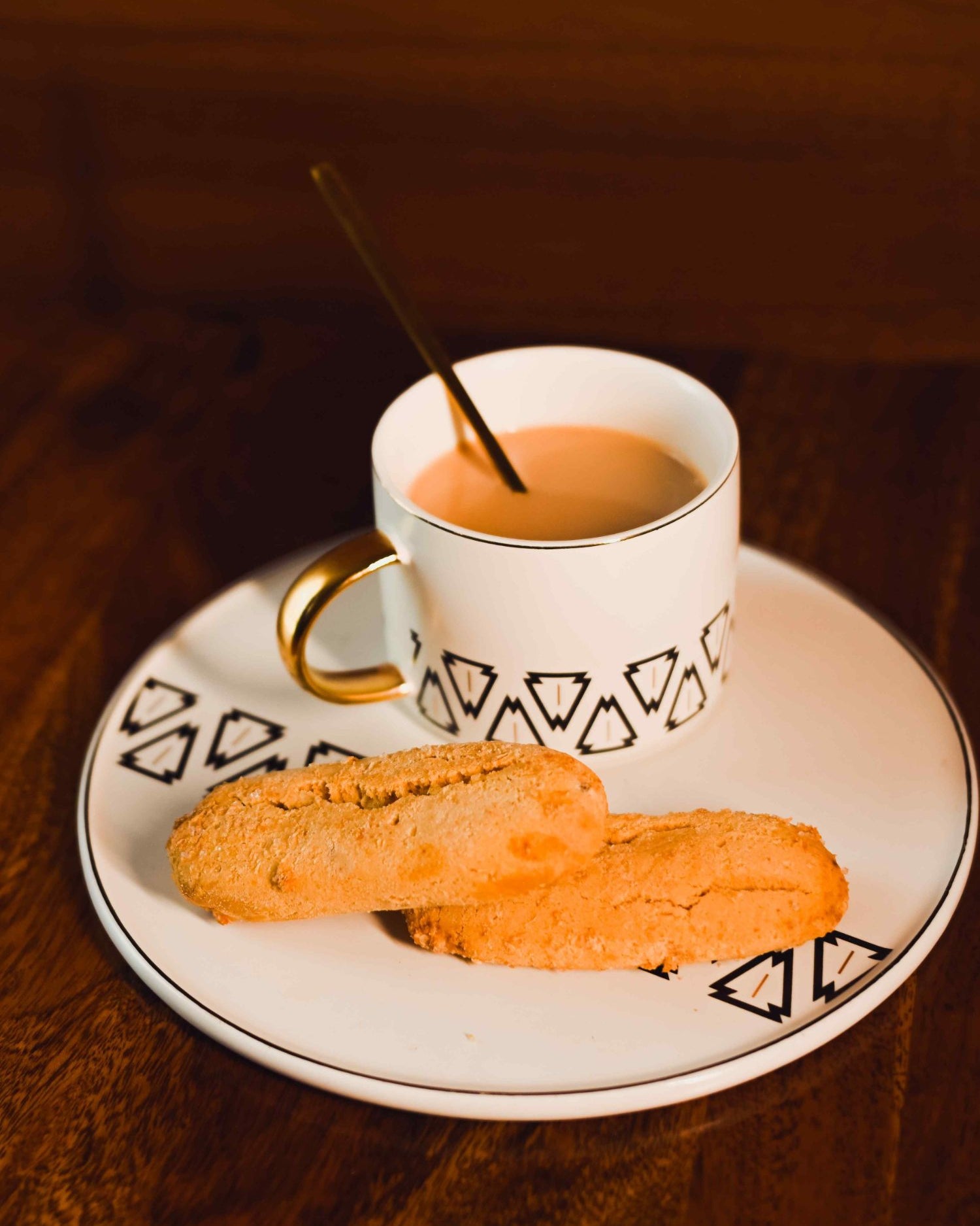 Elements of Piharwa Modern Cup and saucer set