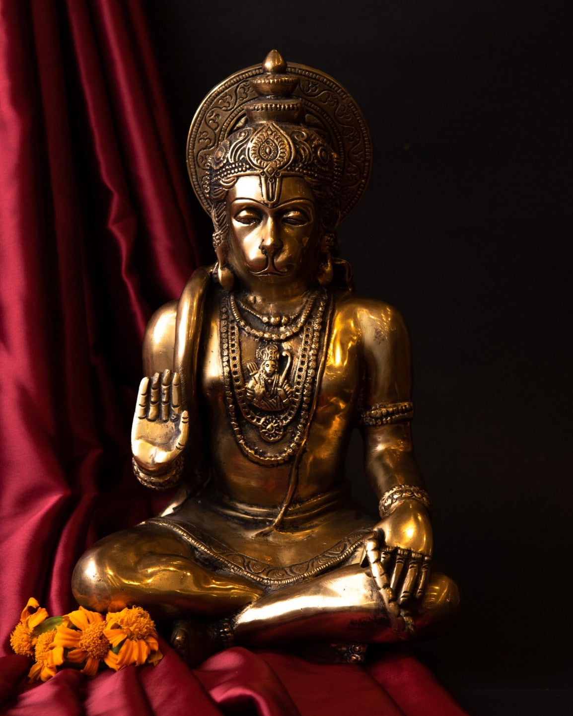 Elements of Piharwa Brass Hanuman Ji Idol