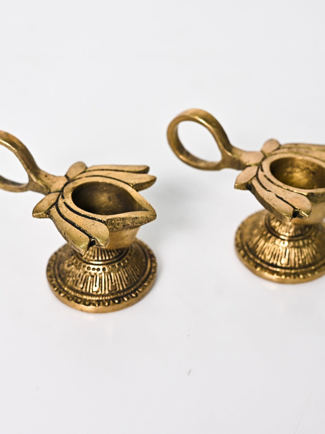 Piharwa Lotus Brass Diya - Set of 2