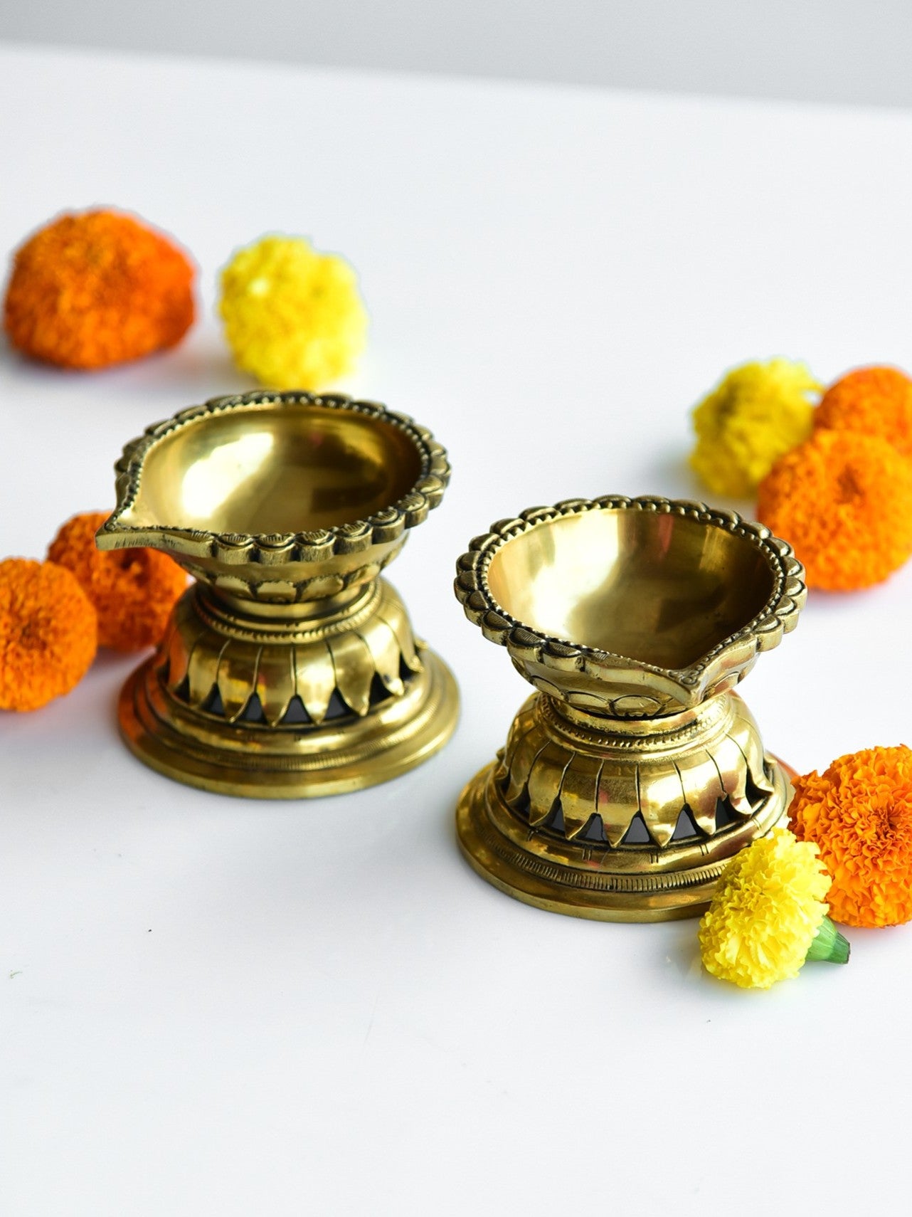 Elements of Piharwa Metallic handcrafted diya