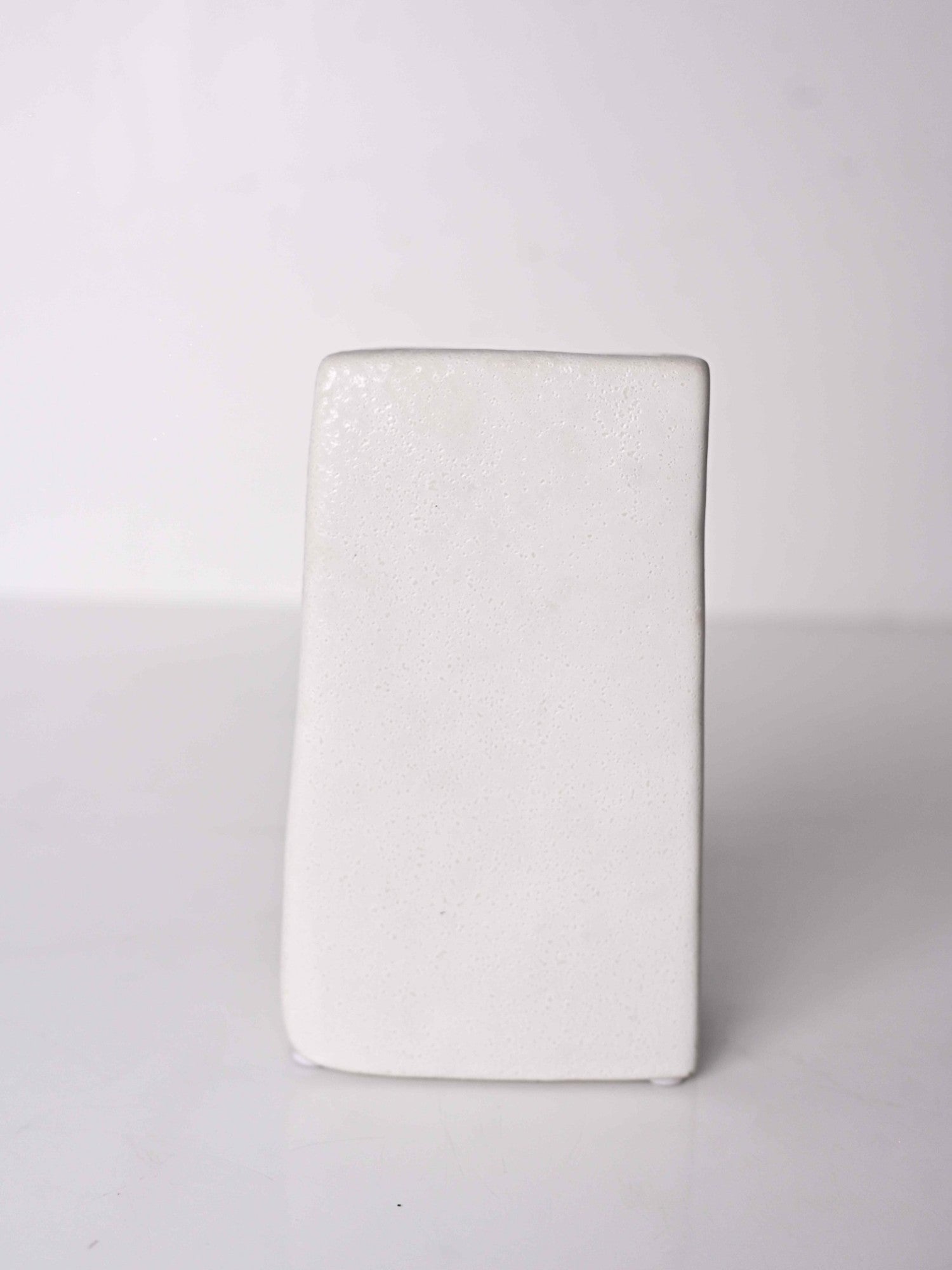 Elements of Piharwa Abstract Nose vase