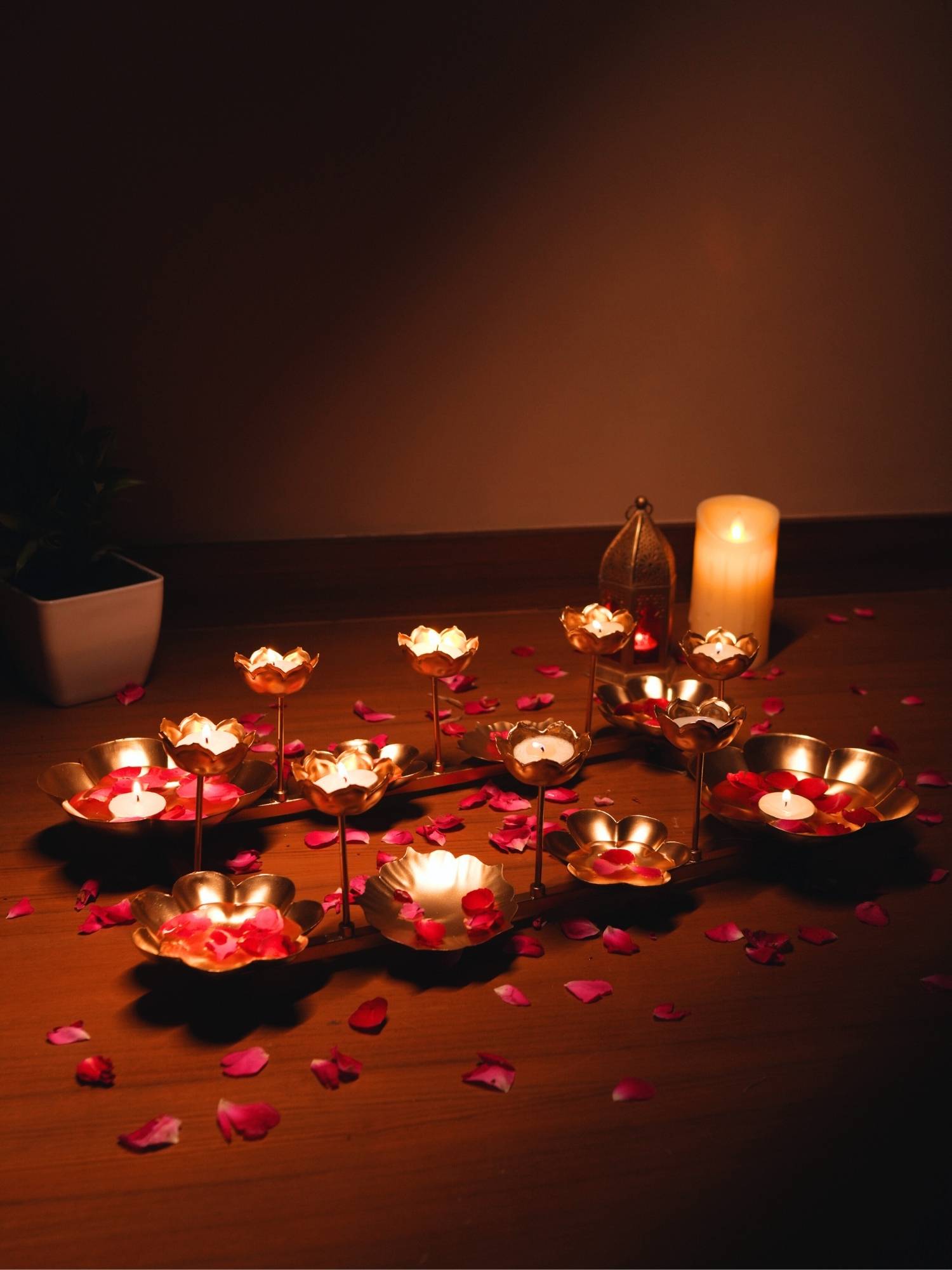 Metal Urli used for decor while festivals and a perfect keep for candle and tealight.