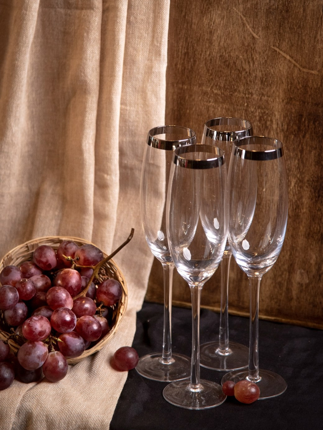 Elements of Piharwa Wine glass