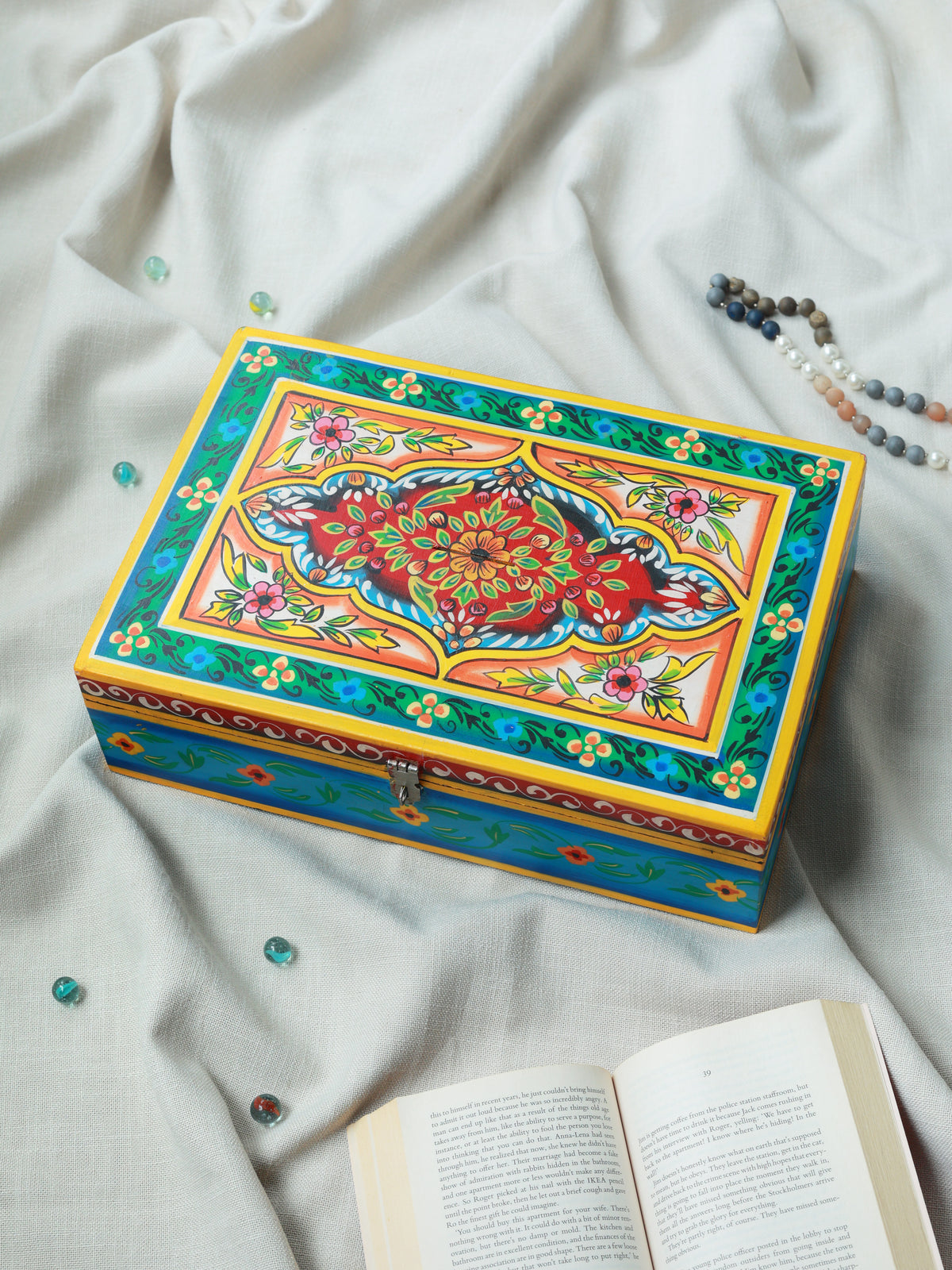 Piharwa Rang-Bahar Gullak – Hand-Painted Money Box