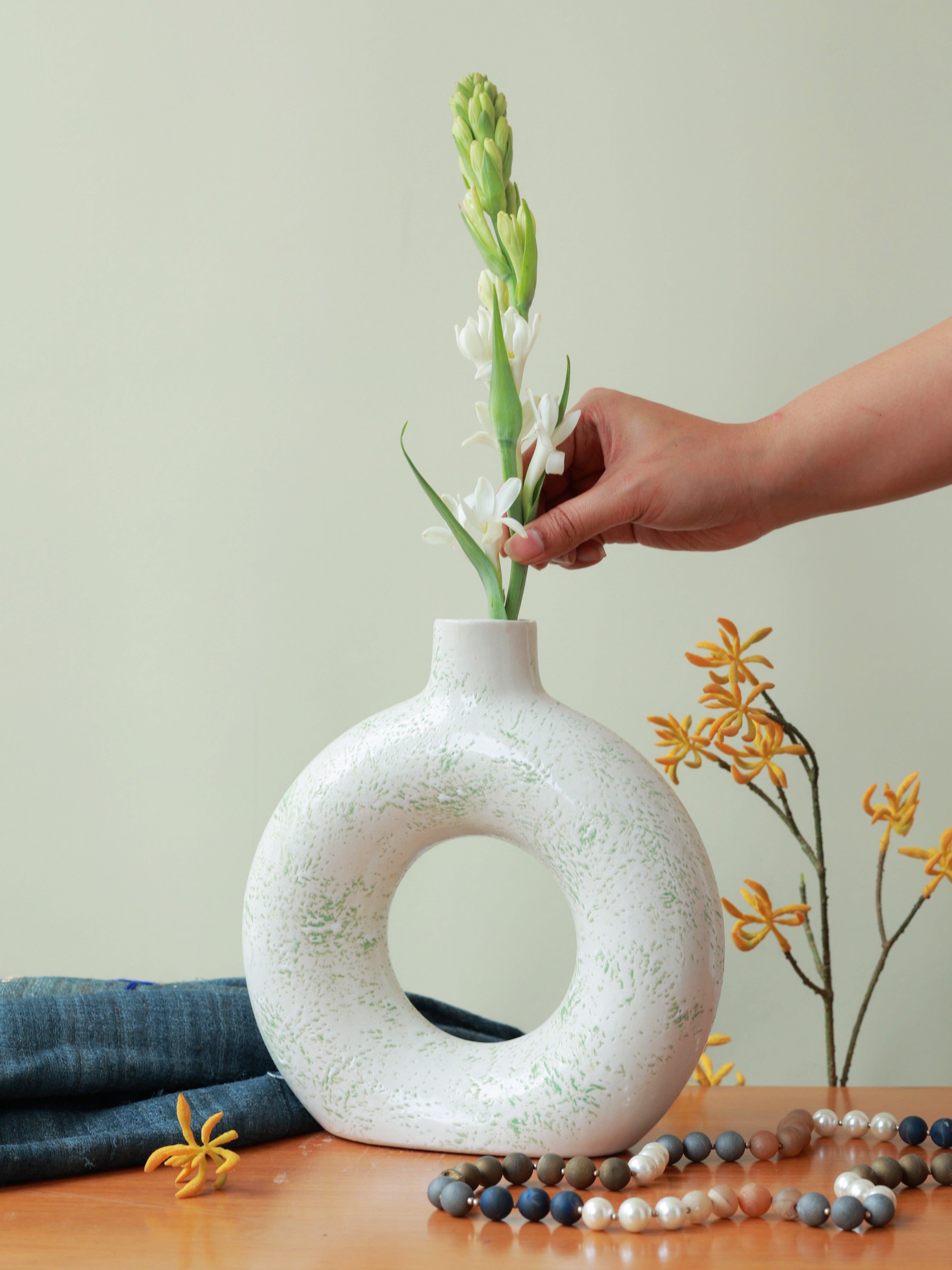 Piharwa Moonstone Vase