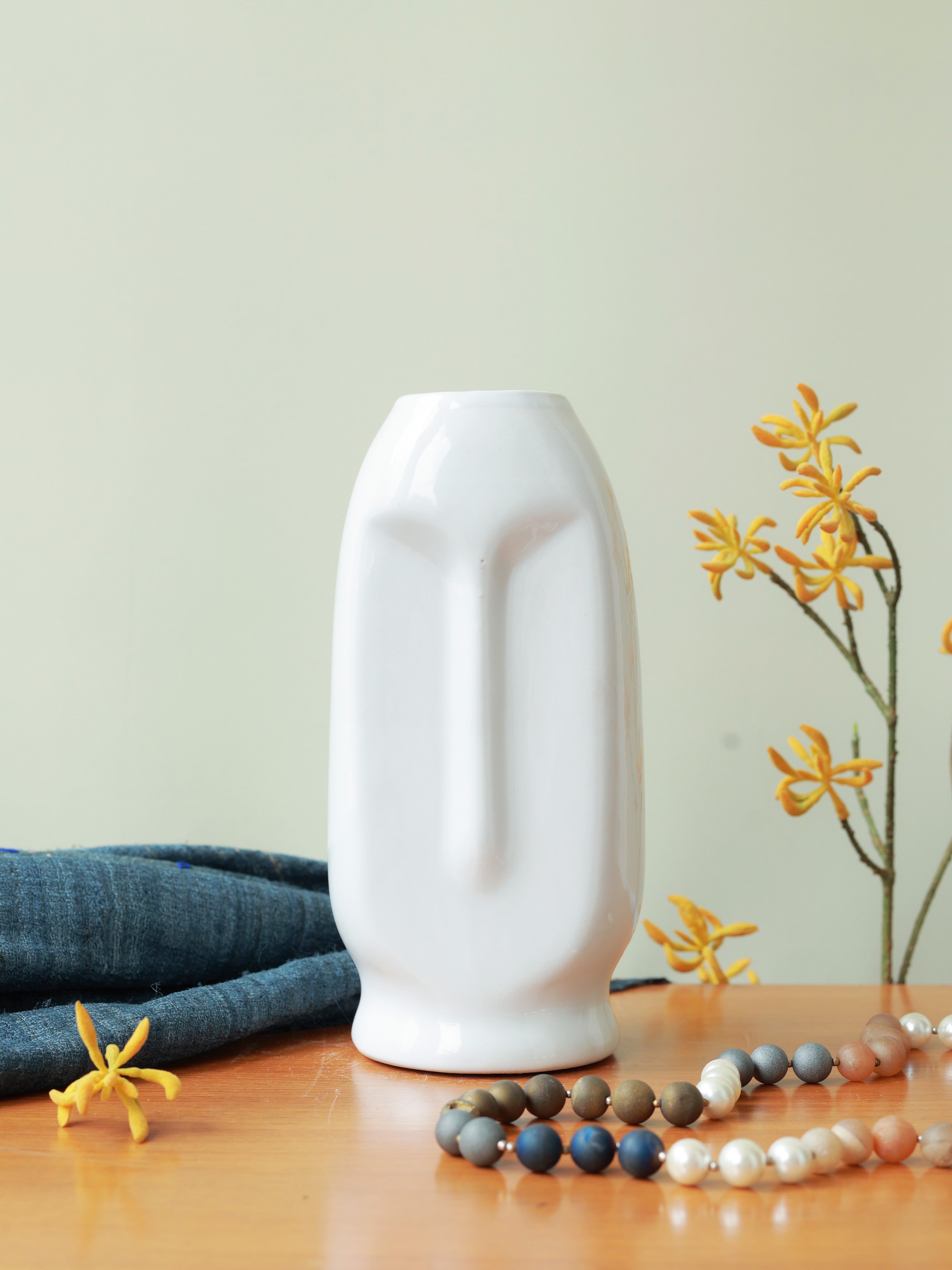 Piharwa Elongated Muse Pot