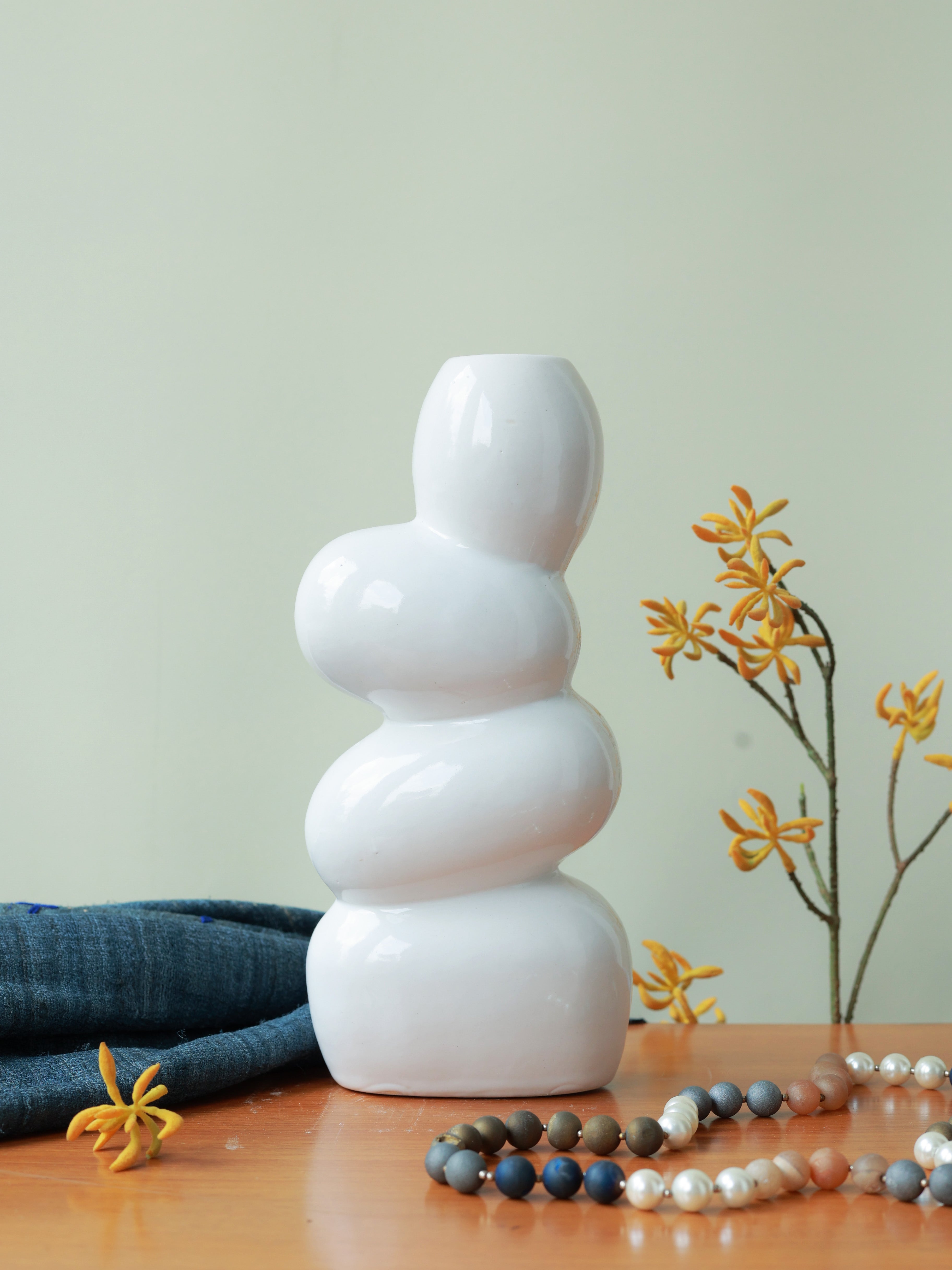 Piharwa Pebble Stack Vase - White