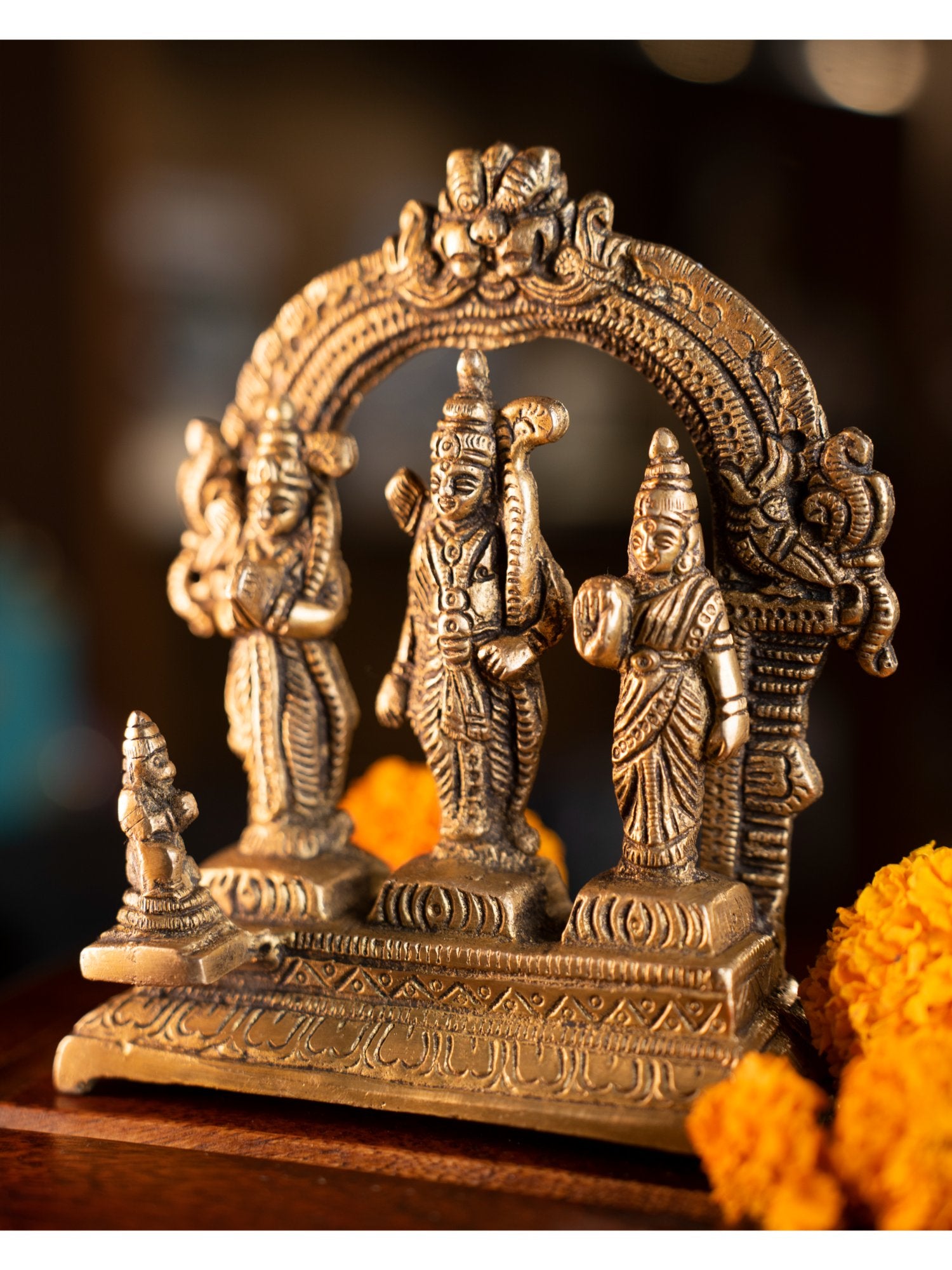 Elements of Piharwa Brass Ram Darbar