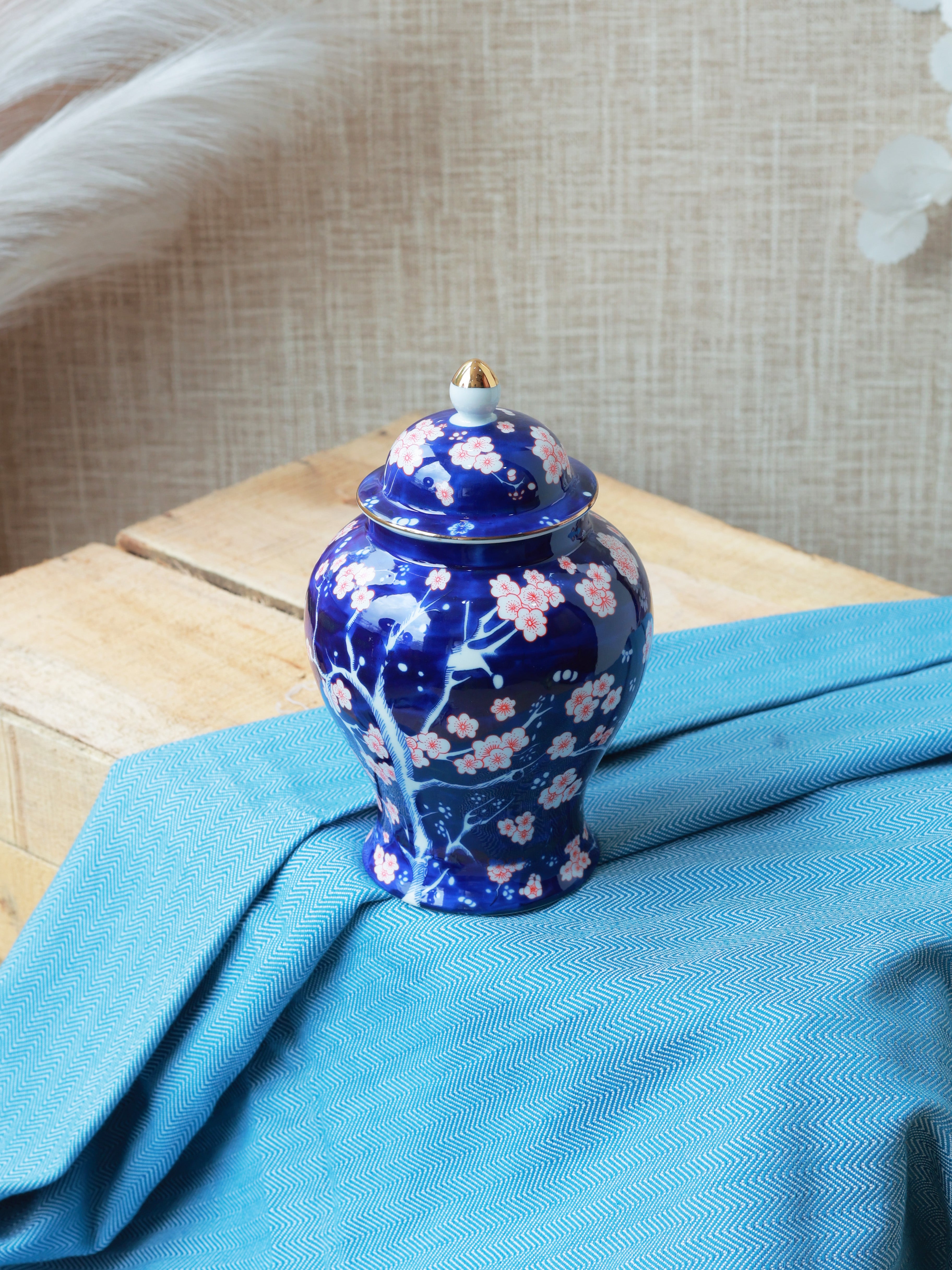 Piharwa Royal Flora Jar
