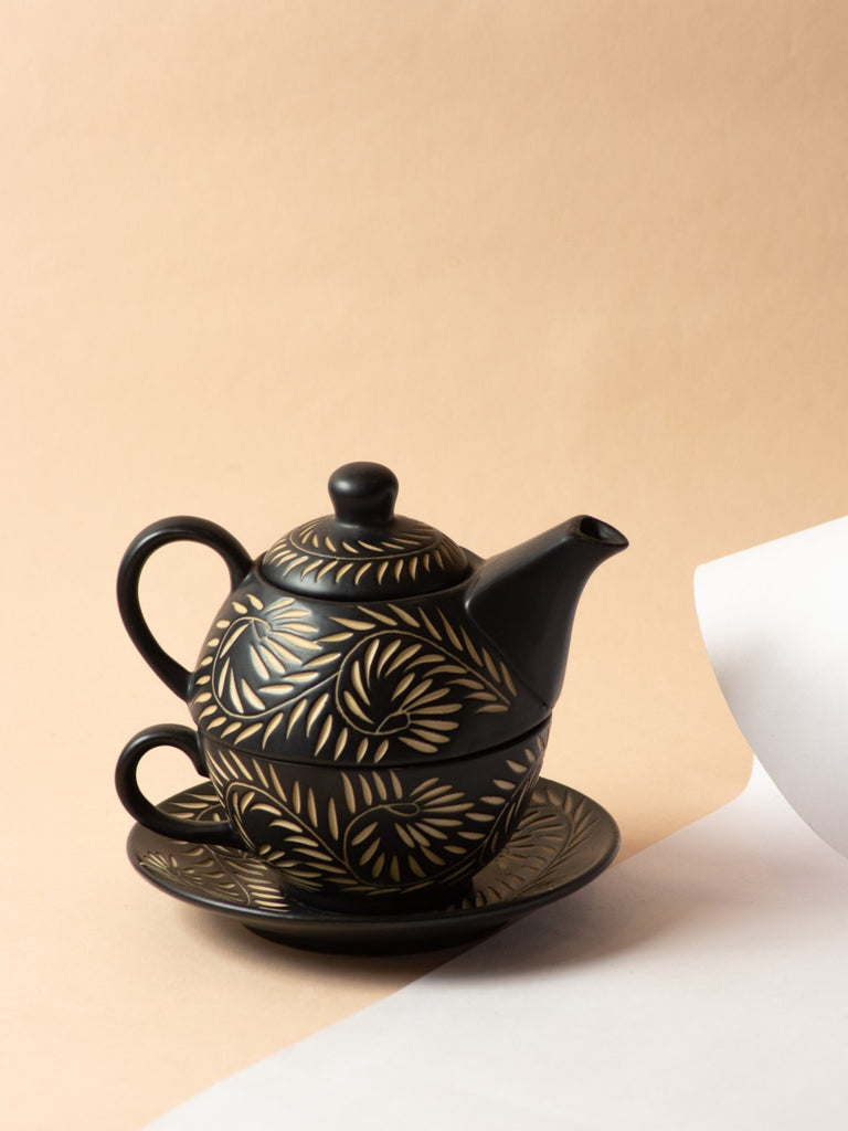 Elements of Piharwa Kettle With A Mug And Saucer