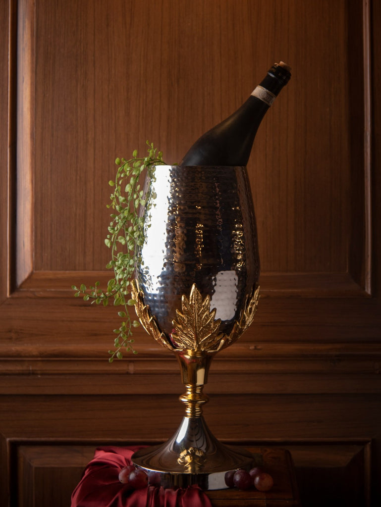 Elements of Piharwa Champagne Trophy