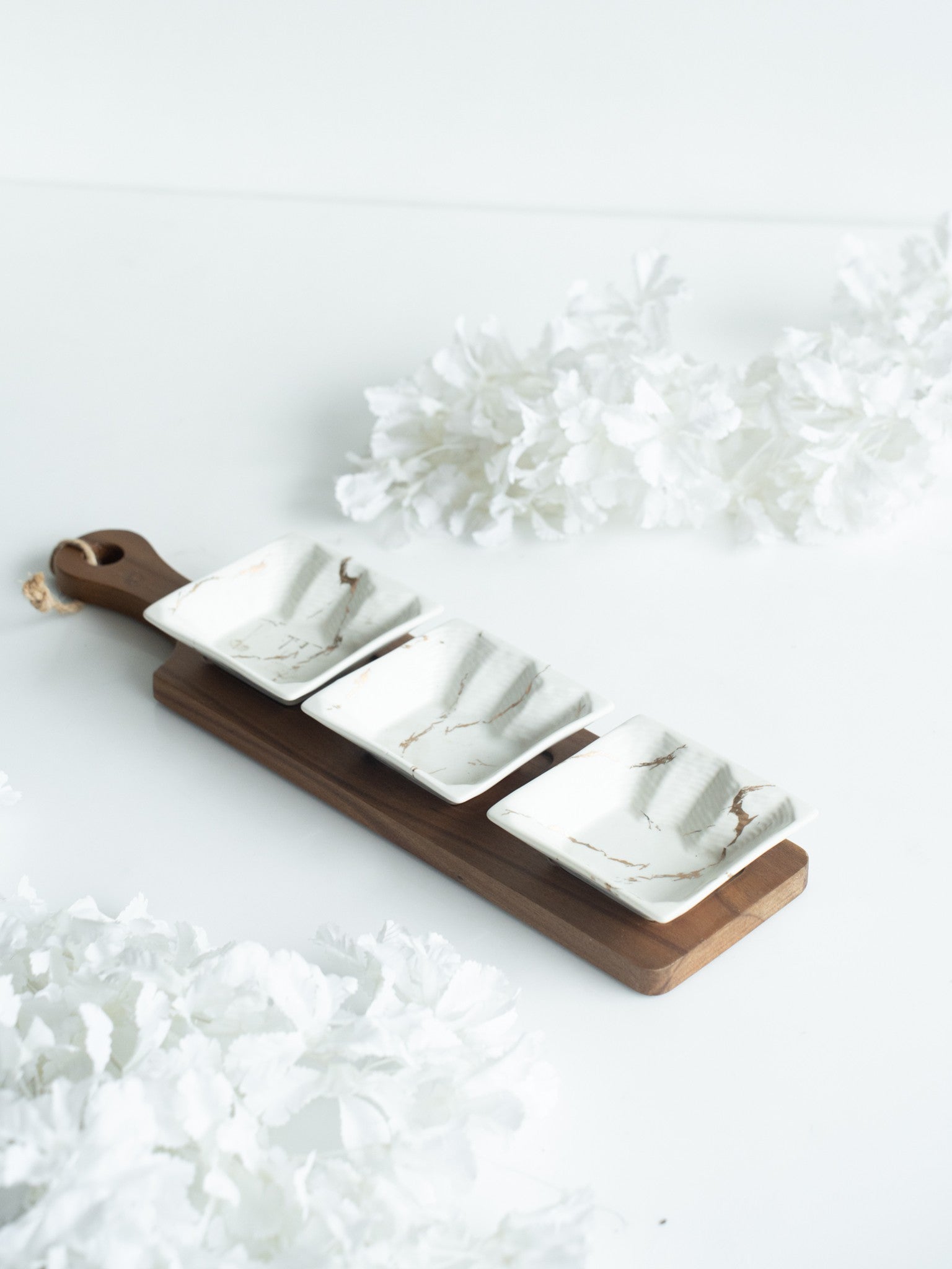 Elements of Piharwa Platter with 3 separate serving bowls