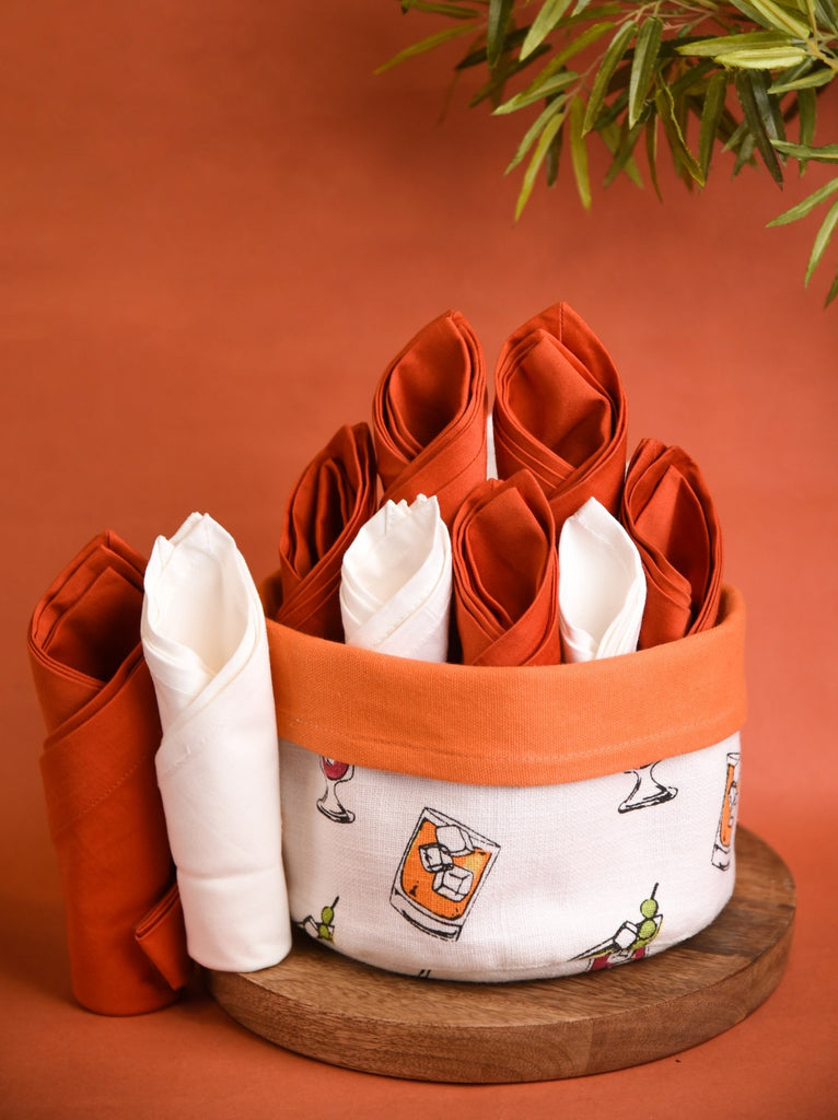 Elements of Piharwa Dinner table Napkins set