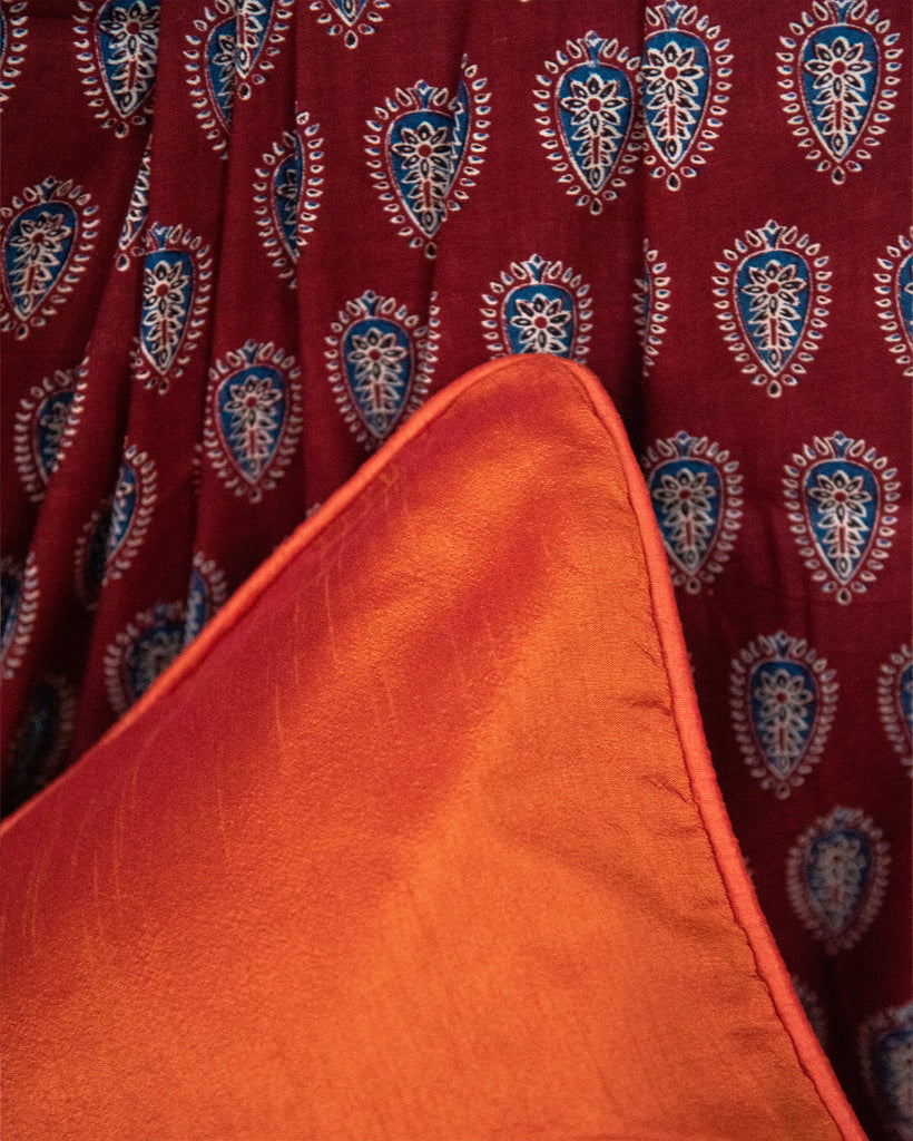 Elements of Piharwa Cushion Cover (Single)