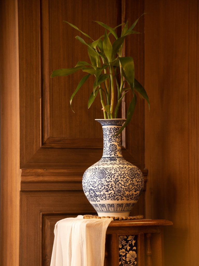 Elements of Piharwa Vase