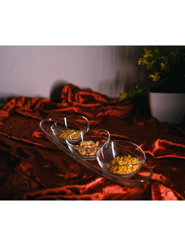 Elements of Piharwa Glass platter with 3 bowls