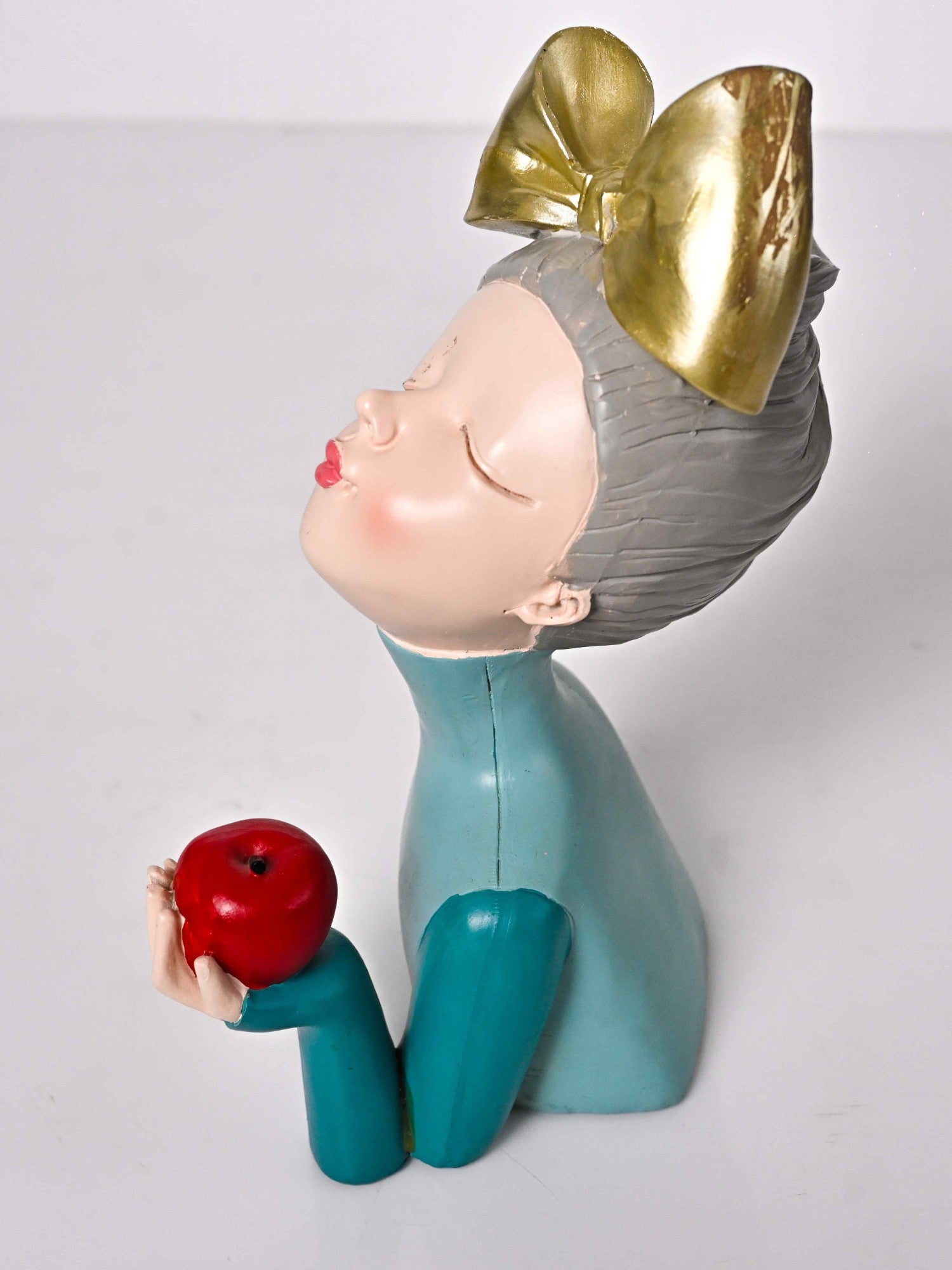 Elements of Piharwa Cute little girl with apple