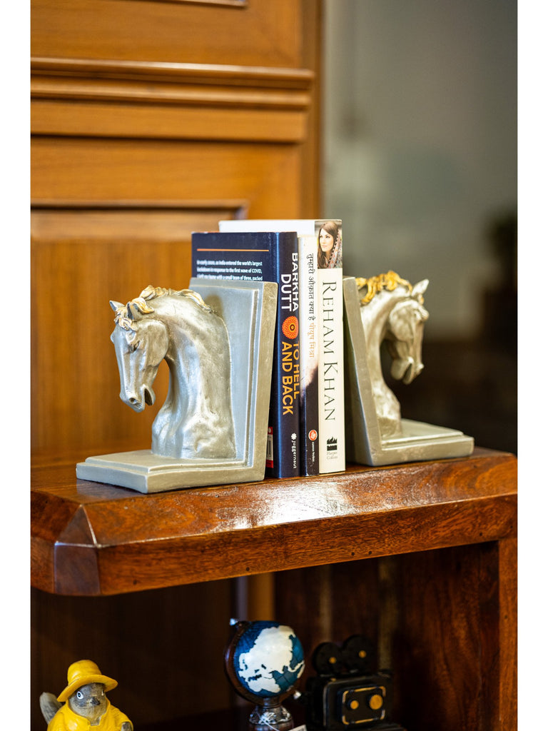 Elements of Piharwa Silver horsebust bookend