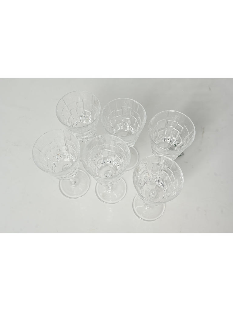 Elements of Piharwa Vintage wine glass