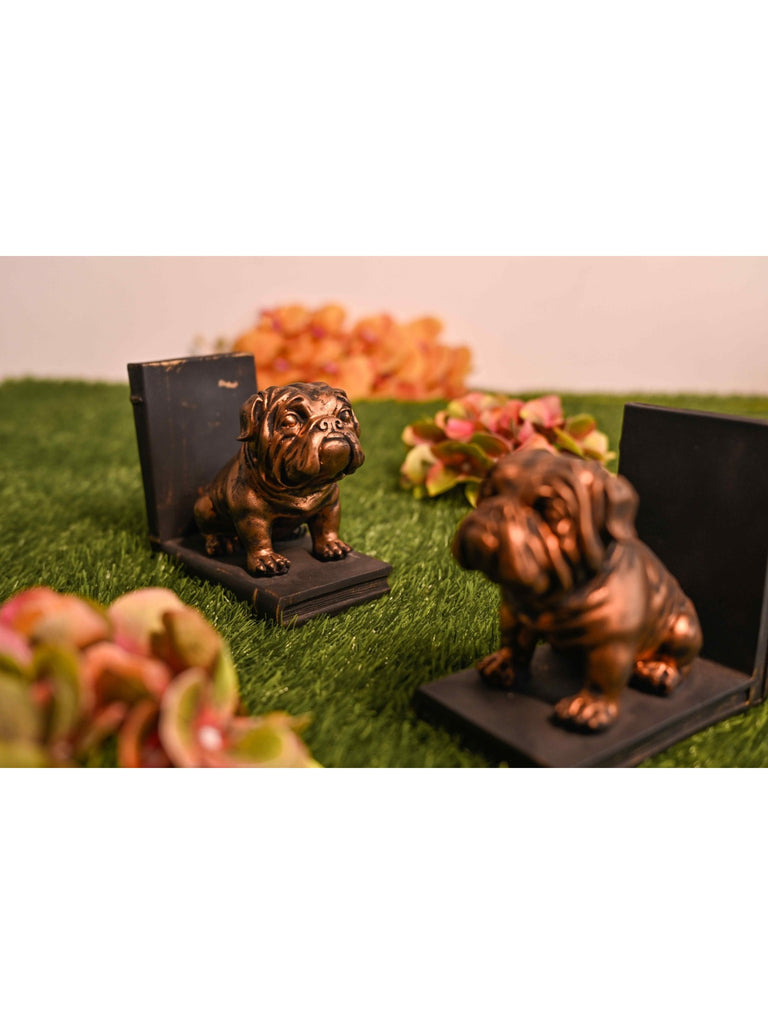 Elements of Piharwa Pitbull sculptures Bookend