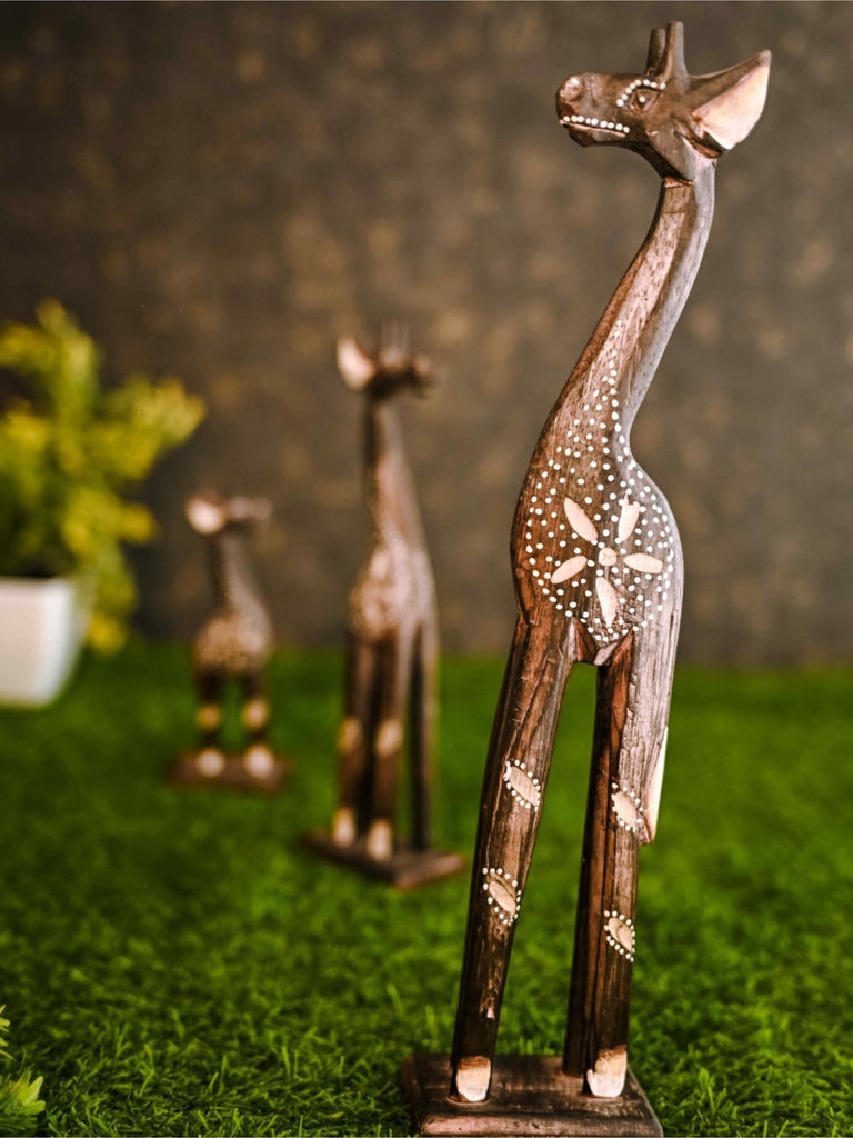 Elements of Piharwa Wooden printed giraffe