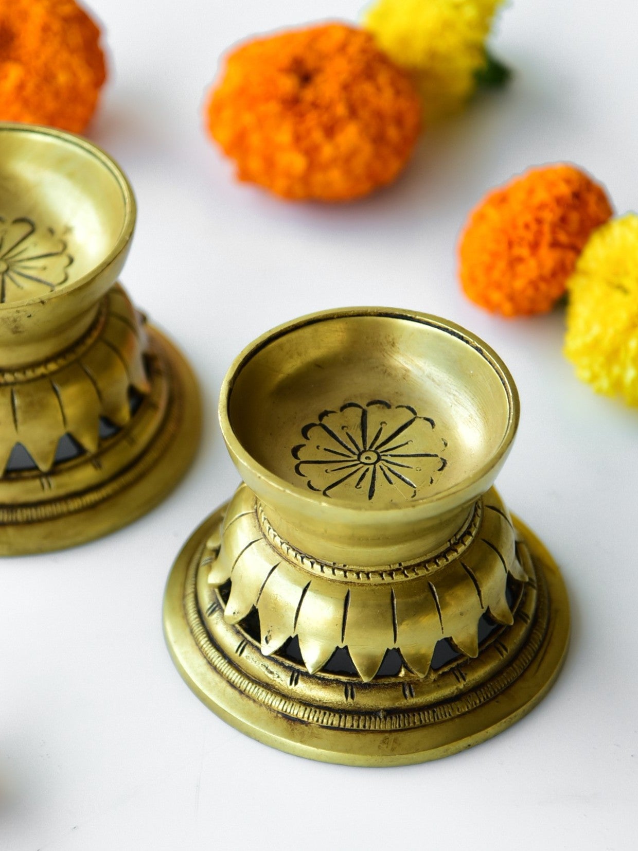Elements of Piharwa Handcrafted Pure Brass Camphor Diya