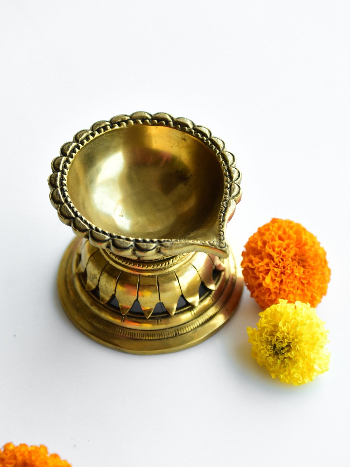 Elements of Piharwa Metallic handcrafted diya