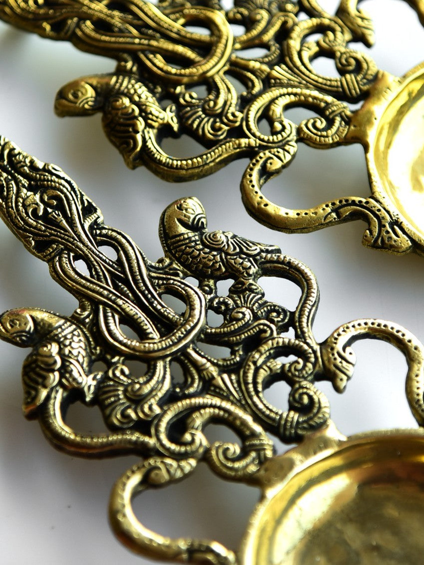 Elements of Piharwa Brass Handcrafted Aarti Diya with Handle