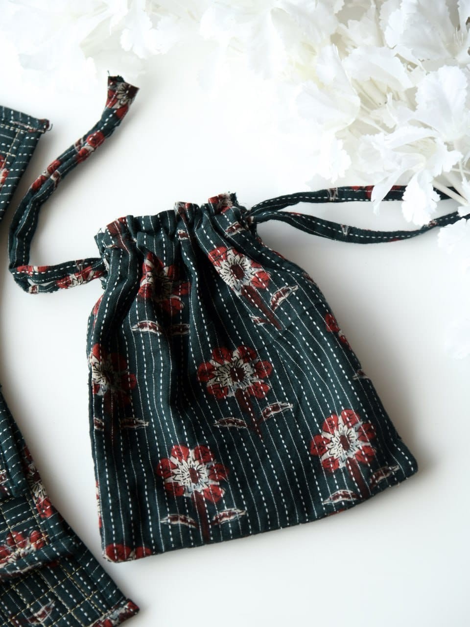 Piharwa Hand Made Fabric Coasters with Potli (Set Of 6)