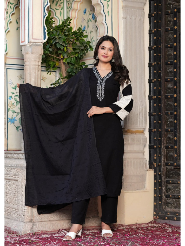 Piharwa Bell sleeves cotton suit Black