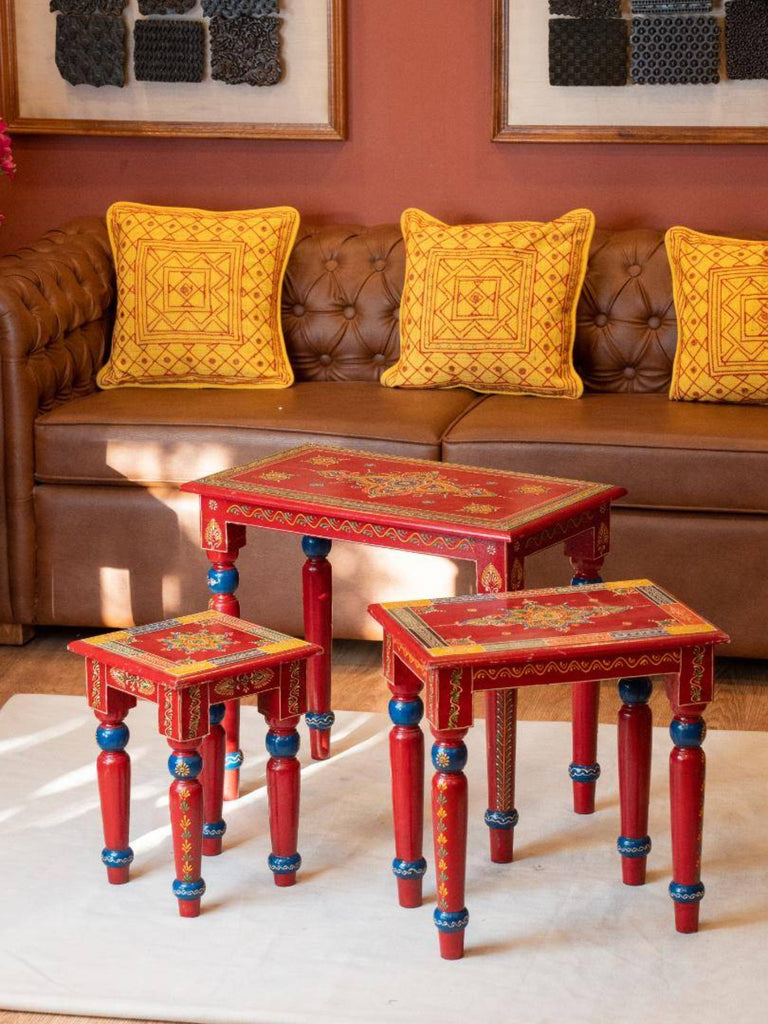 Elements of Piharwa Wooden hand painted nested table (set of 3)