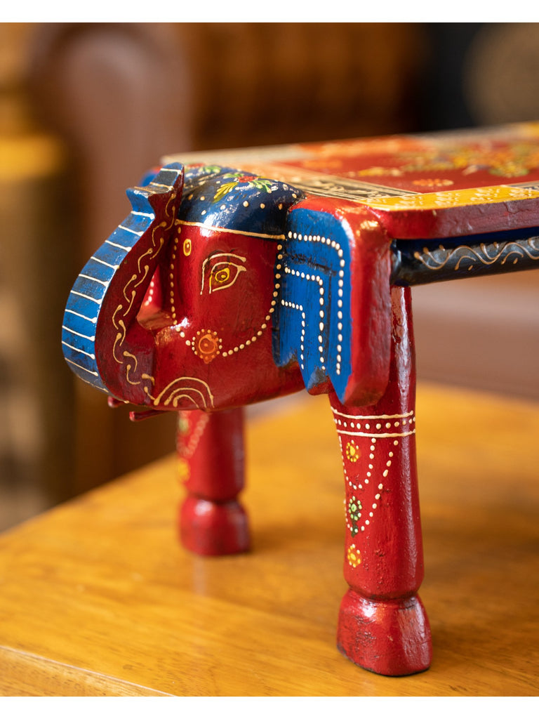 Elements of Piharwa Red mango wood mini elephant stool