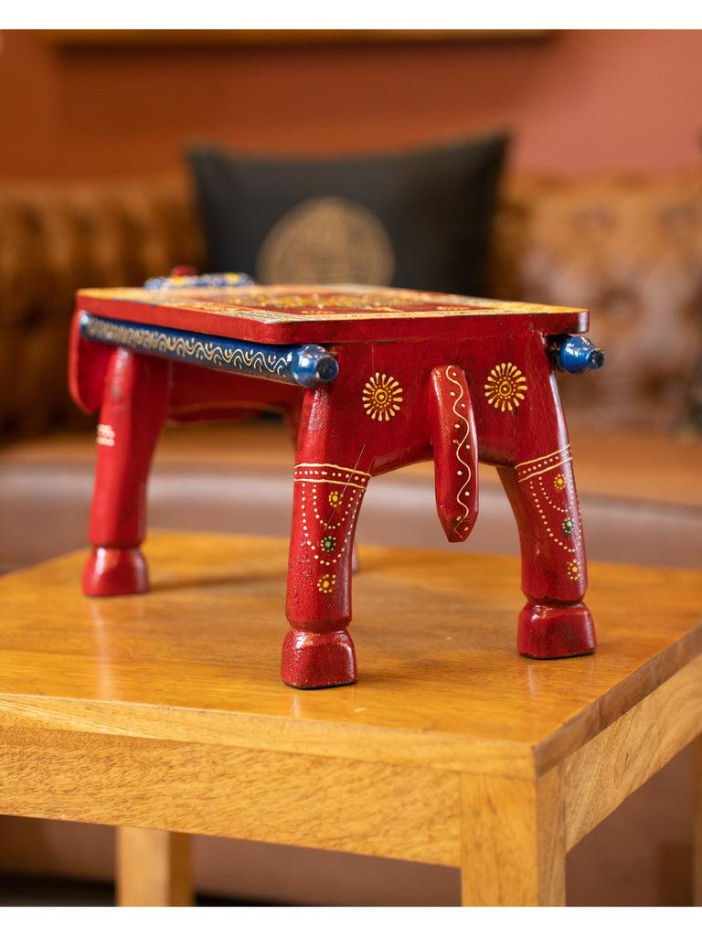 Elements of Piharwa Red mango wood mini elephant stool