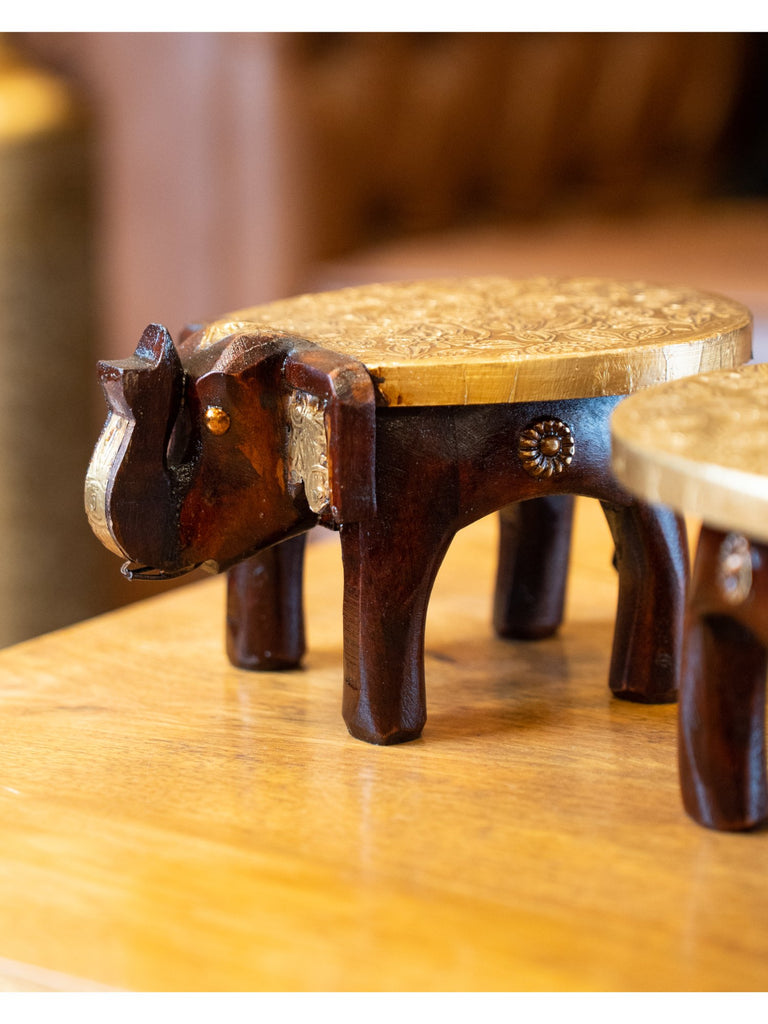 Elements of Piharwa Mini mango wood -elephant stools (set of 2)