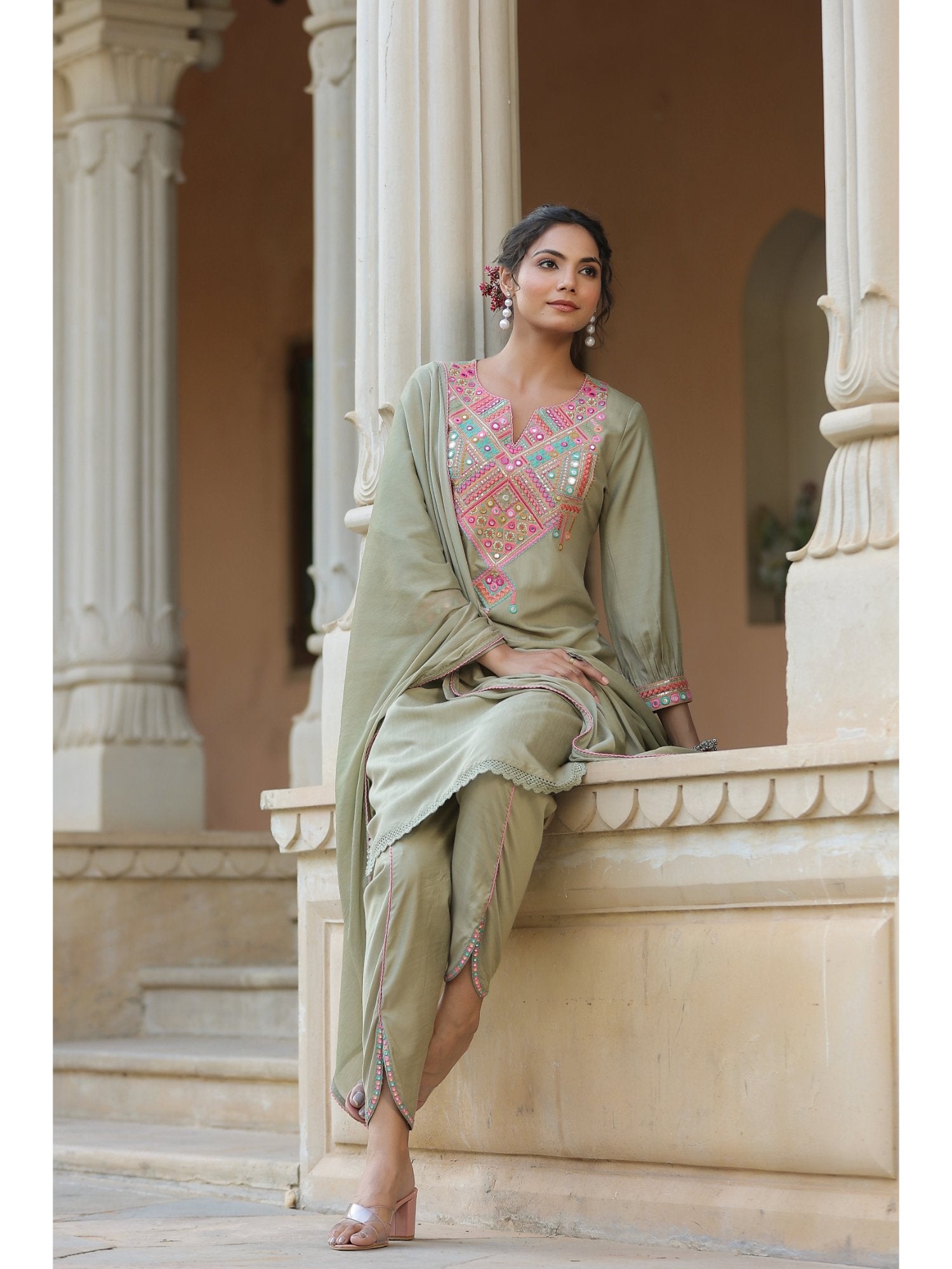 Piharwa Pista Green Thread and Mirror Work Kurta
