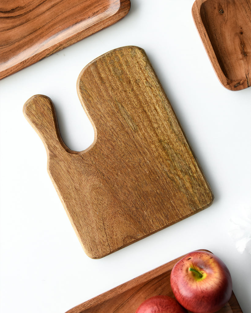 Elements of Piharwa Wooden Platter with Dip