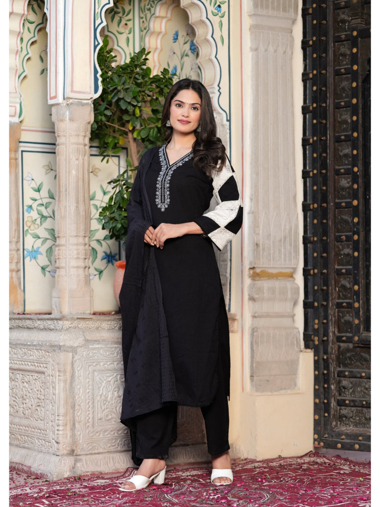 Piharwa Bell sleeves cotton suit