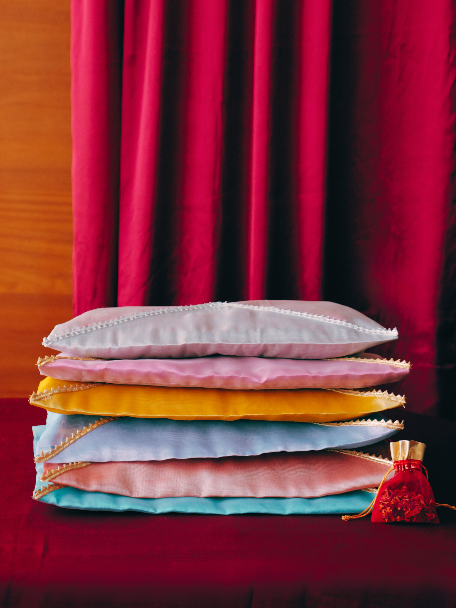 Elements of Piharwa Saree Wraps