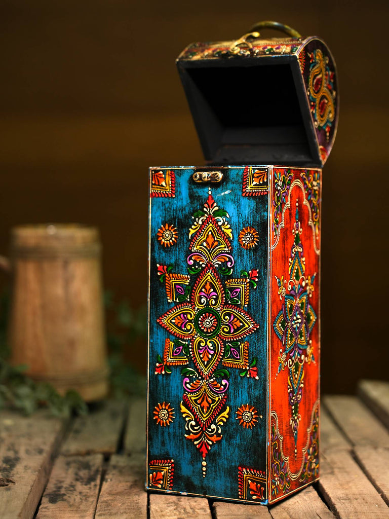 Elements of Piharwa Indian Handmade Wooden Wine Box With Lock