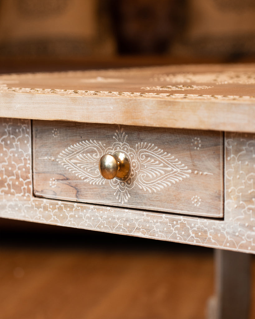 Elements of Piharwa Elephant table with polish embossed