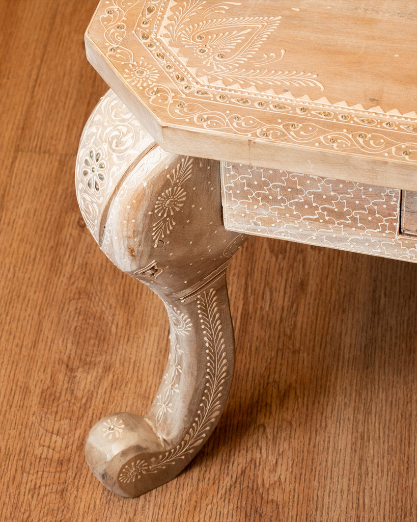 Elements of Piharwa Elephant table with polish embossed