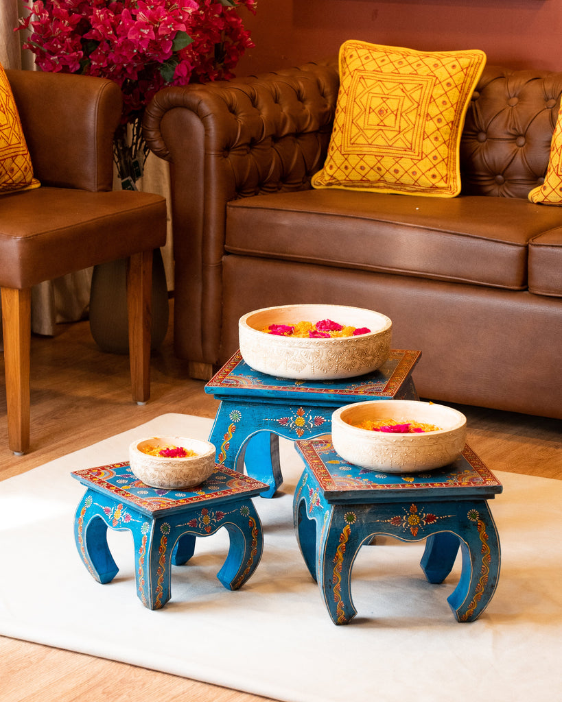 Elements of Piharwa Wooden hand-painted nested stools - (set of 3)