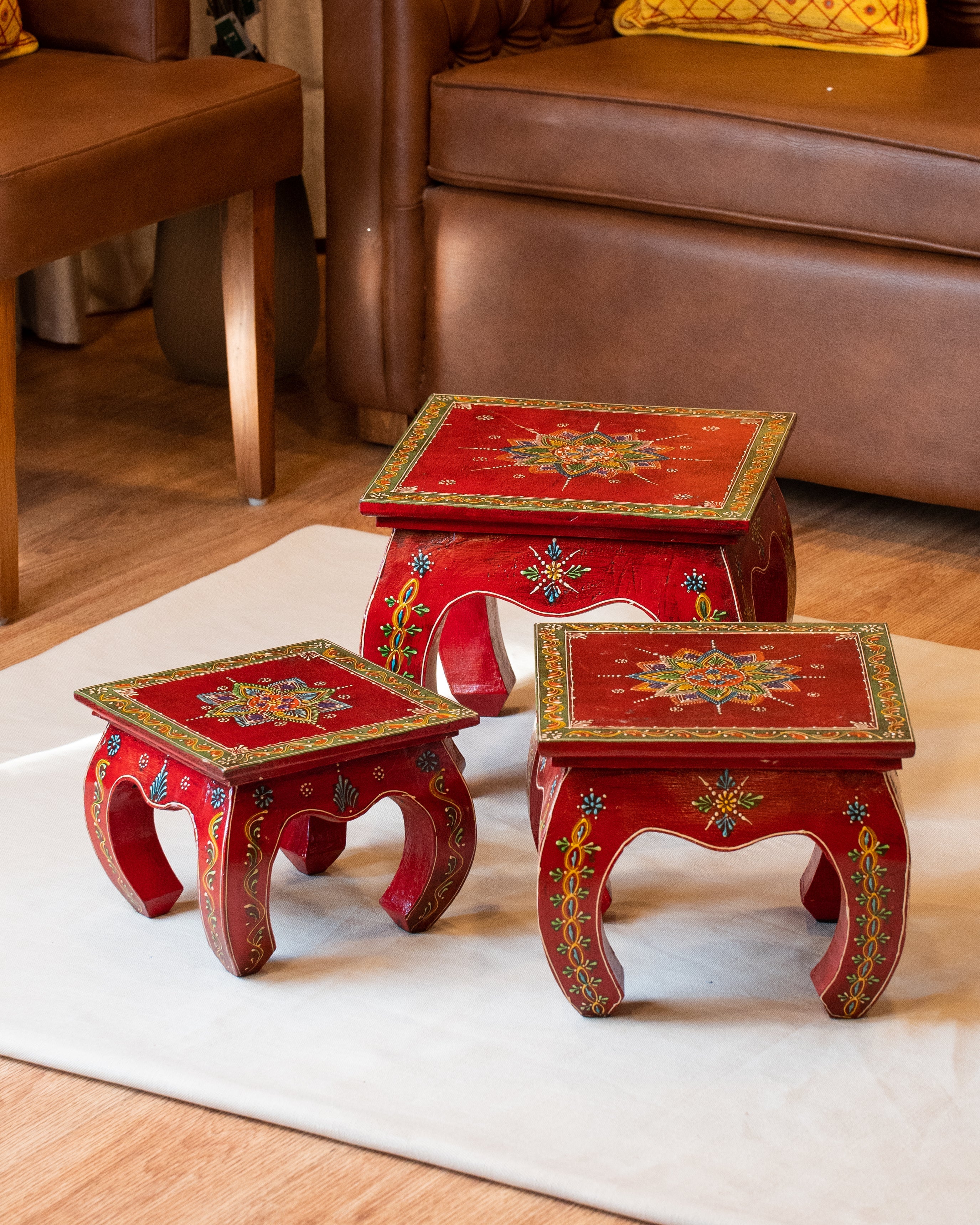 Elements of Piharwa Wooden hand-painted nested stools - (set of 3) Red