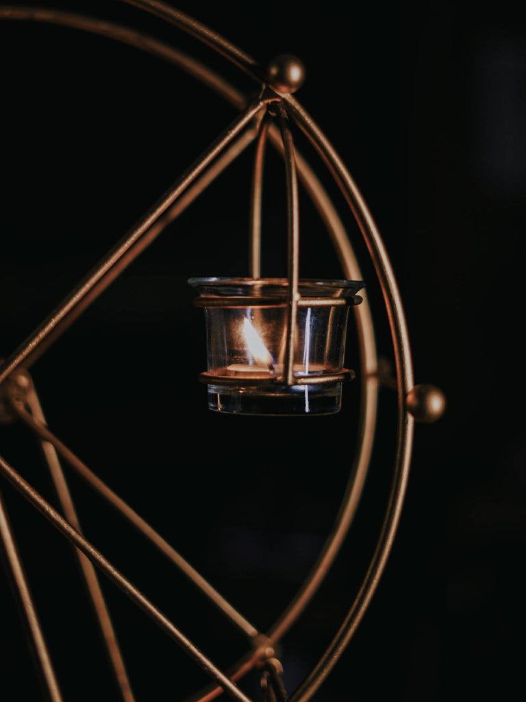 Elements of Piharwa Swing Tealight Candle Stand