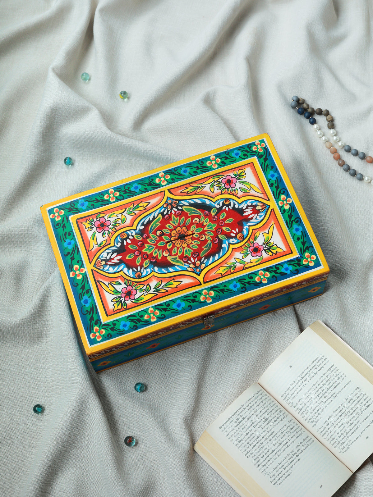 Piharwa Rang-Bahar Gullak – Hand-Painted Money Box