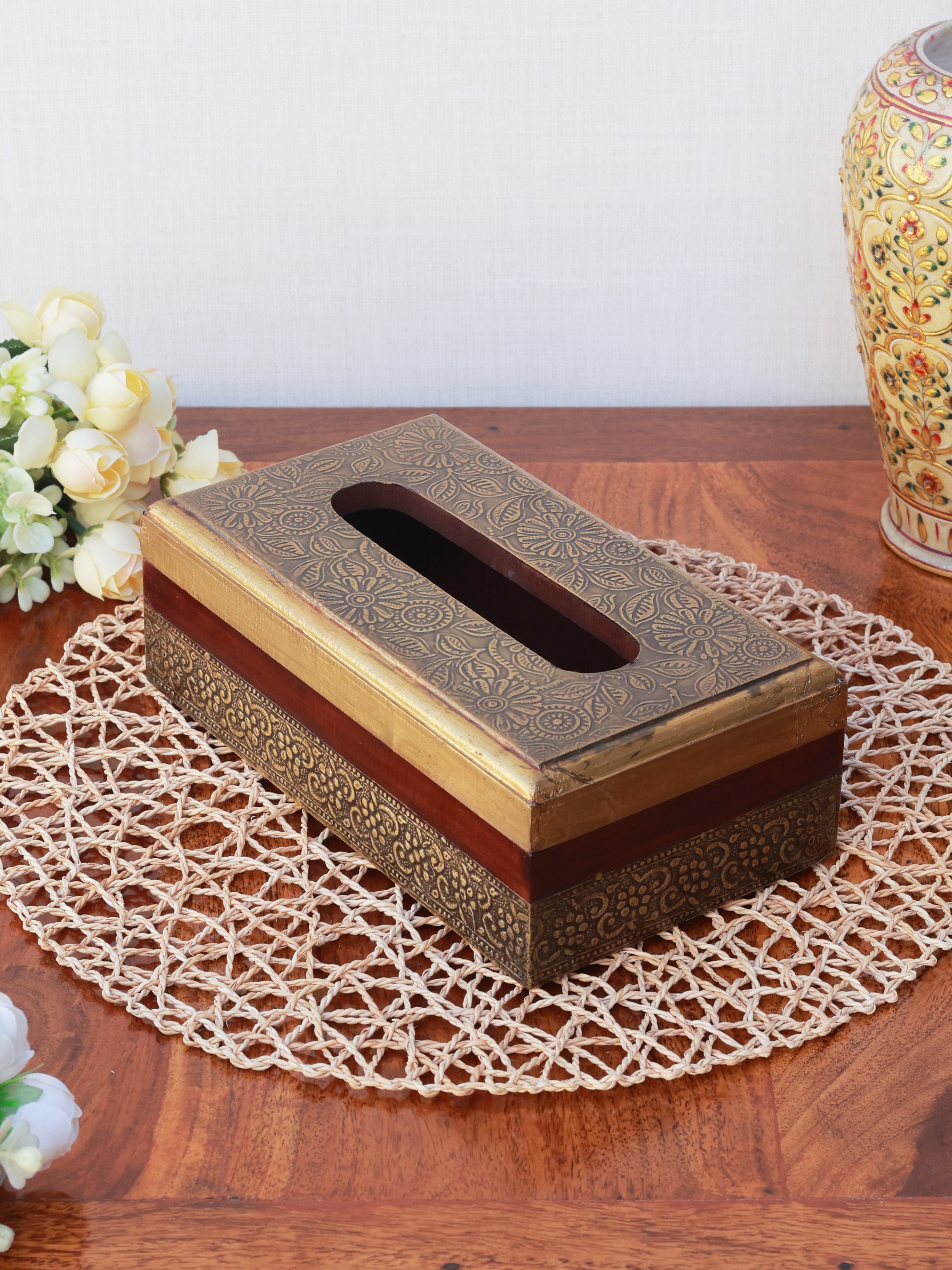 Piharwa Regal Bloom Brass-Fitted Tissue Box