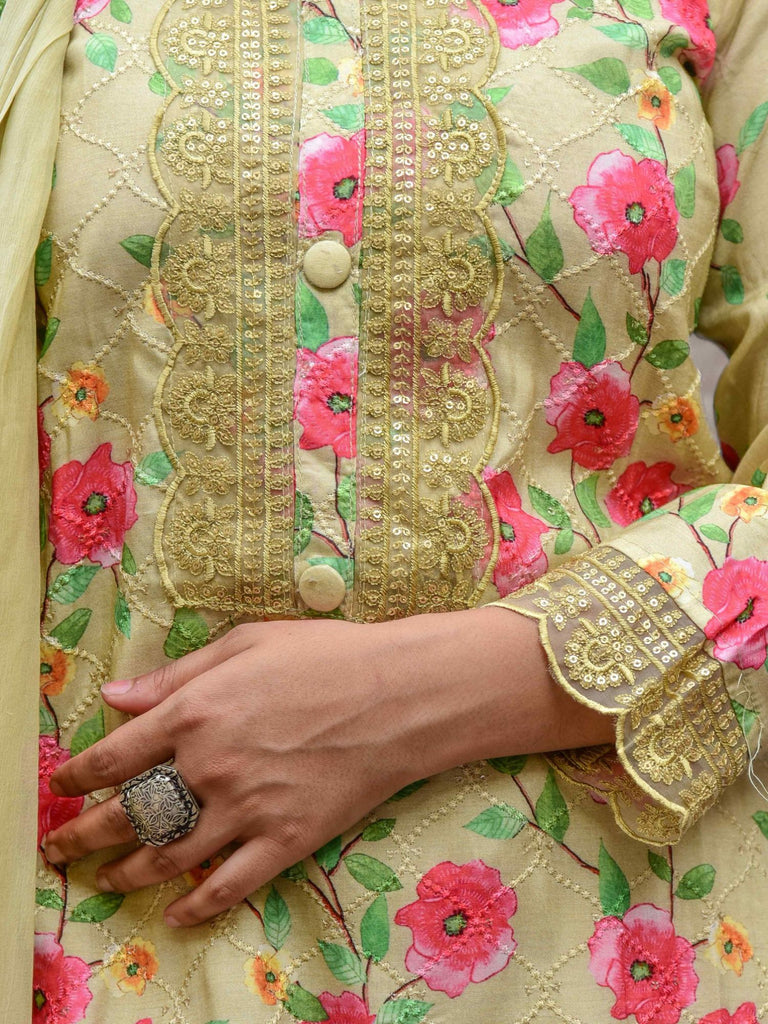 Piharwa Floral Printed Suit