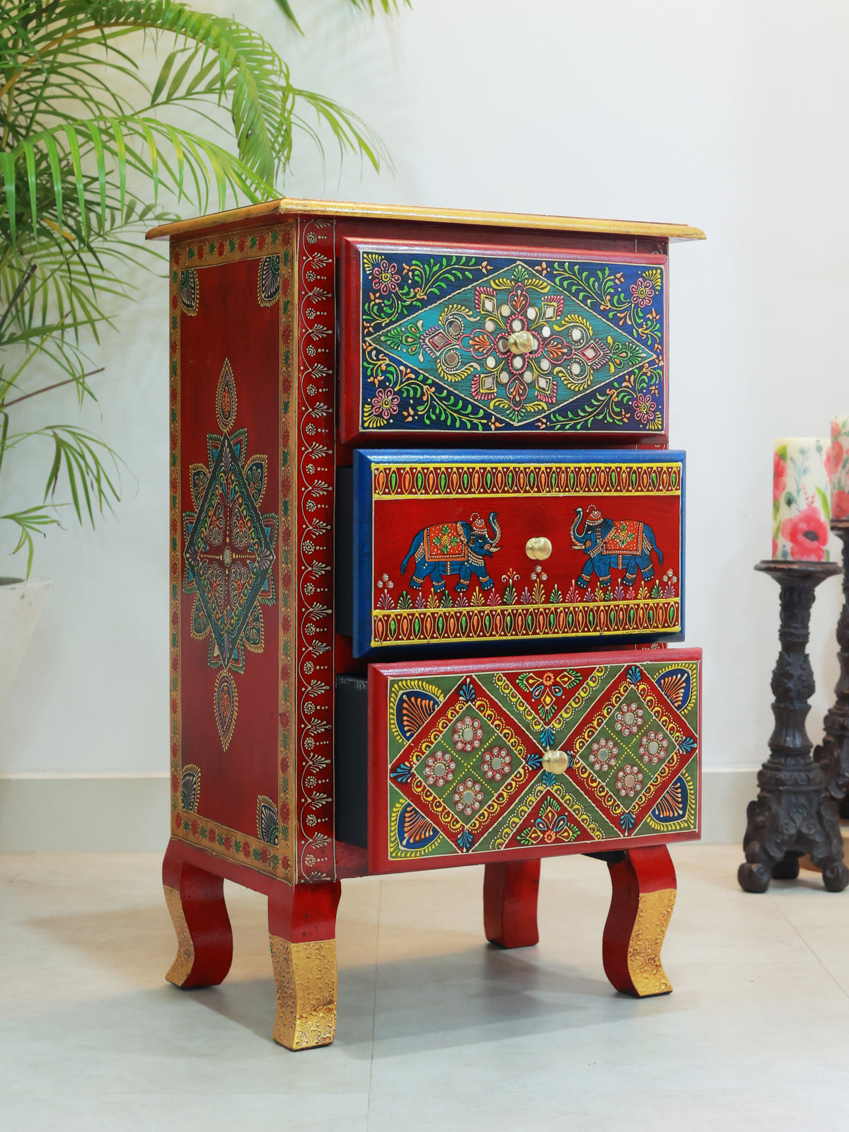 Piharwa Chitrakala Hand-Painted Chest of Drawers