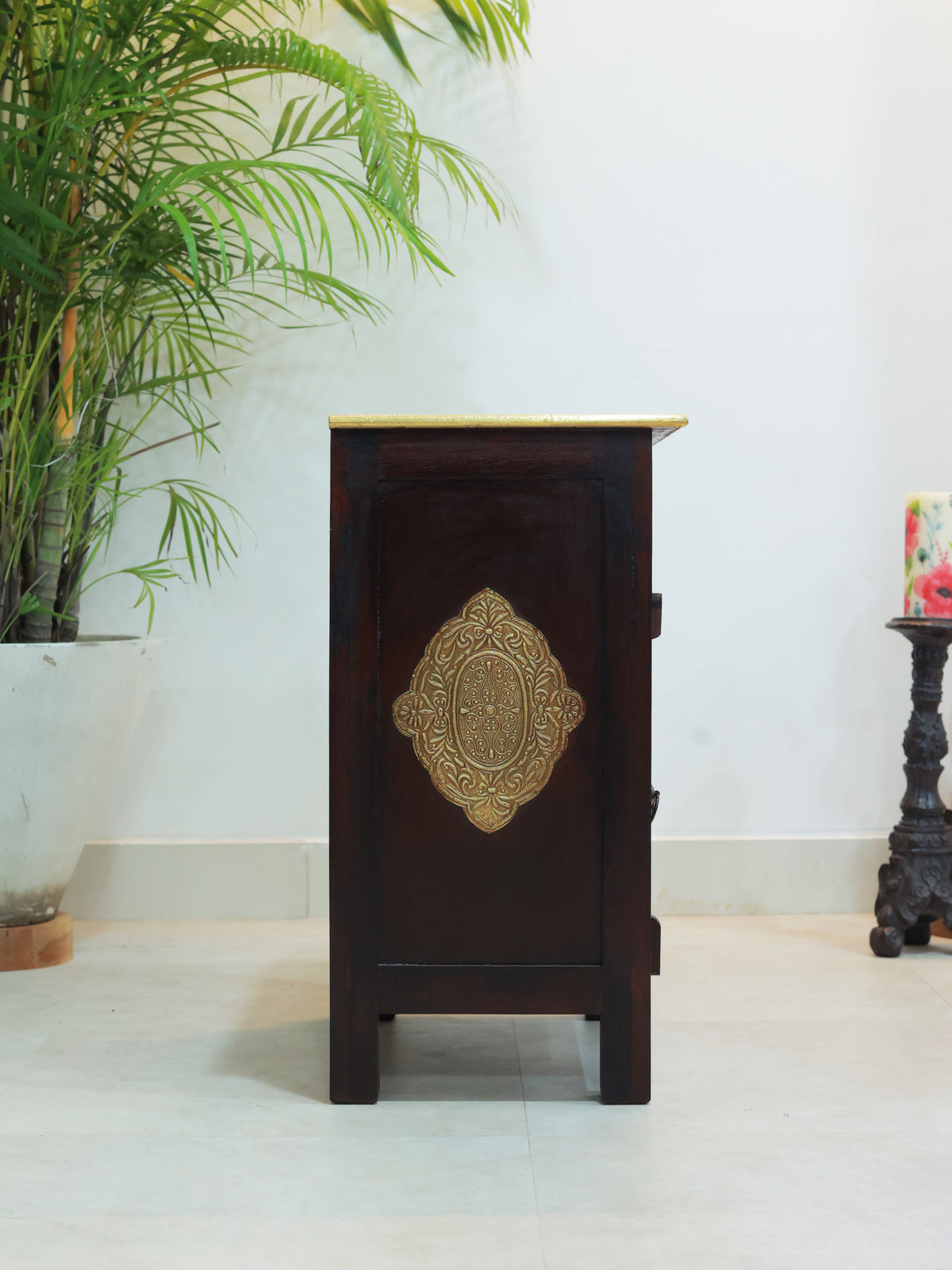 Piharwa Rajkosh Jali Cabinet